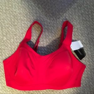 Wacoal sports bra 38DD. New